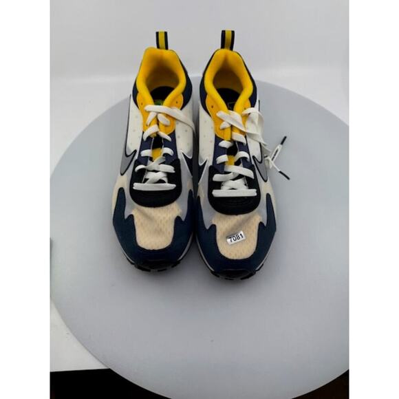NEW Nike Michigan Wolverines 2024 Air Max Solo Shoes FZ4835-001 Mens Size 9.5 - Picture 4 of 12